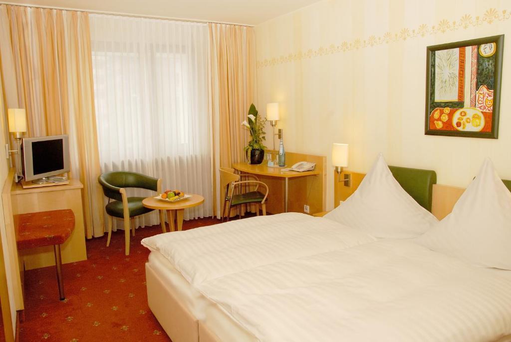 Hotel Graf Offenbach am Main Номер фото